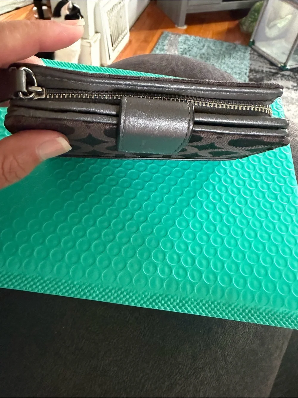 Coach bi fold